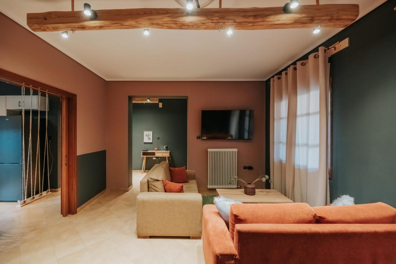 Kalavrita Krinides Apartment And Attics Eksteriør billede