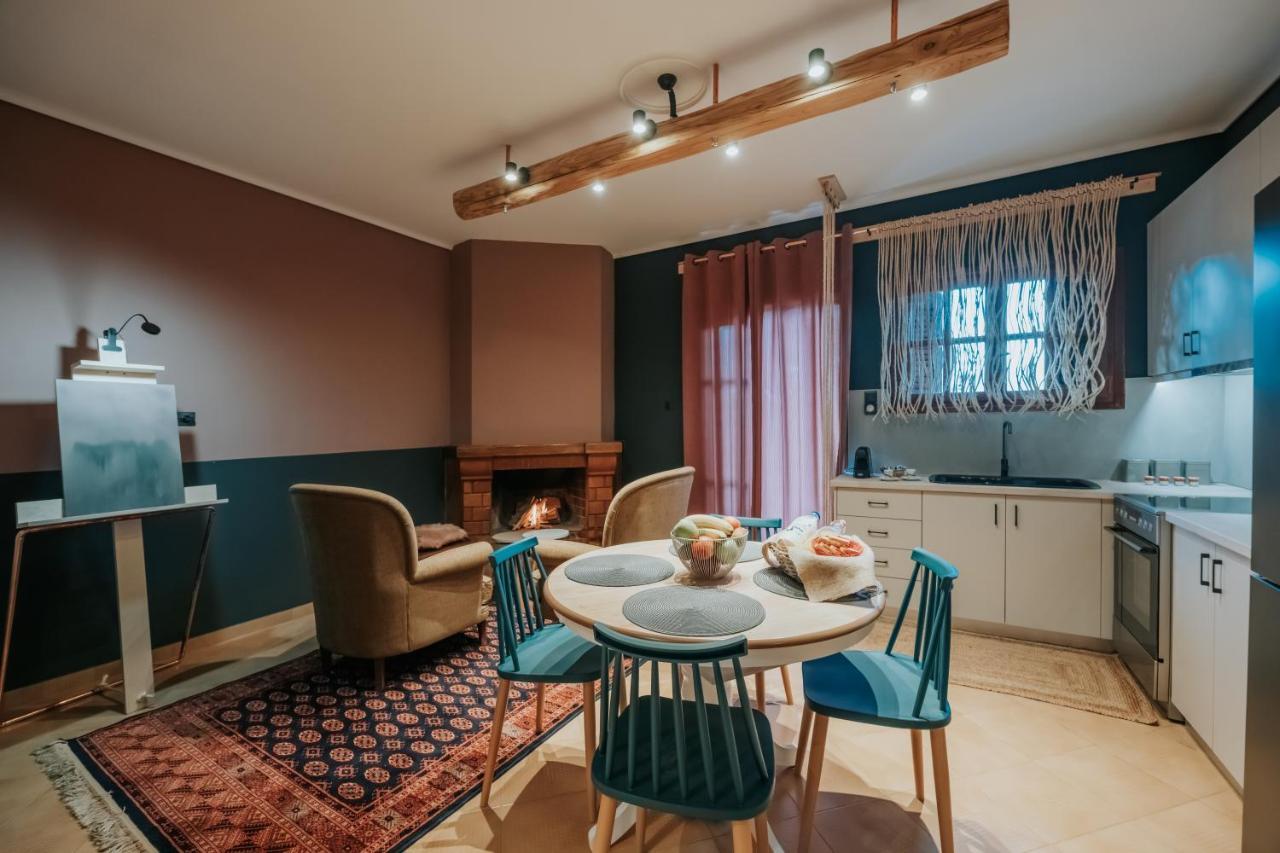 Kalavrita Krinides Apartment And Attics Eksteriør billede